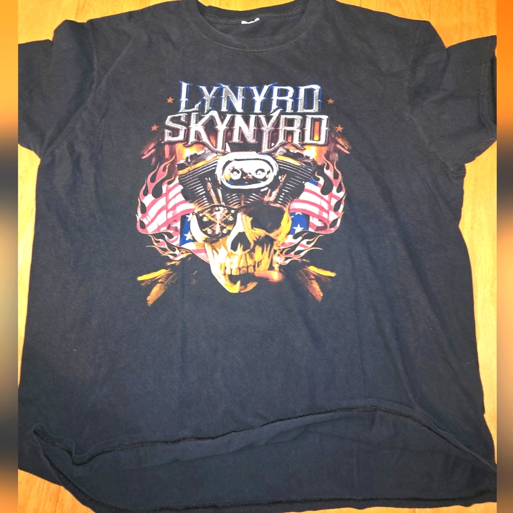 Leonard skinnyrd Graphic T-Shirt